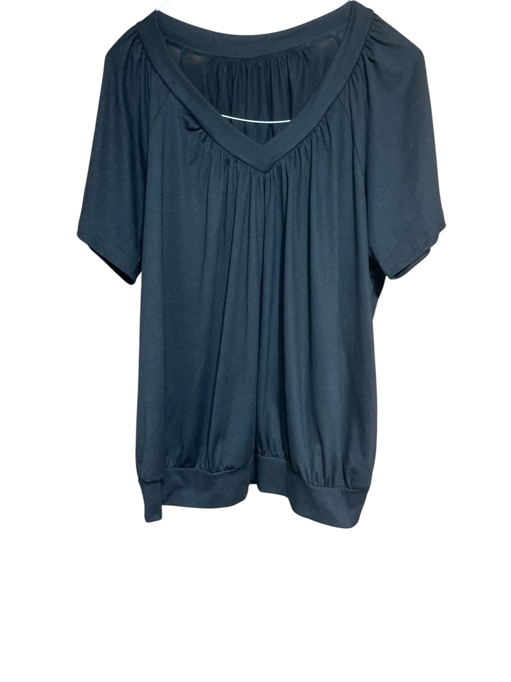 Women’s Black V-Neck Short Sleeve Top